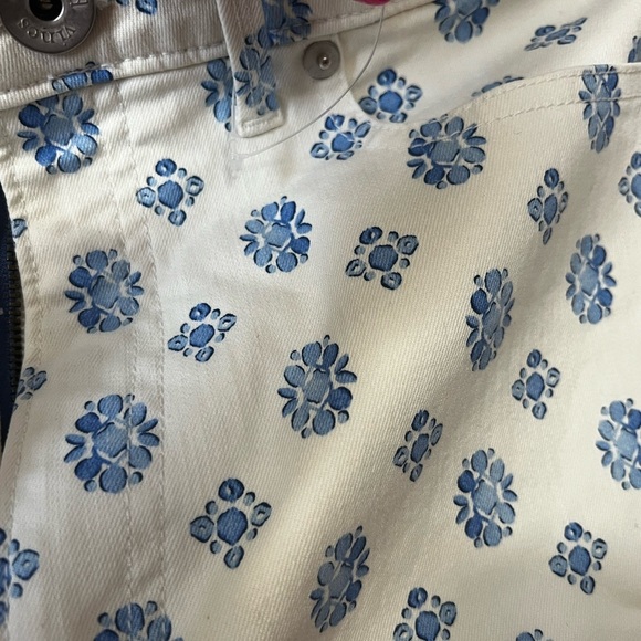 NWOT Vineyard Vines Skinny Jeans Medallion Print Denim size 31​​ - Picture 5 of 7